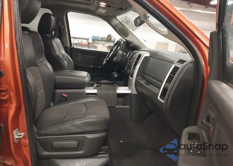 2010 Dodge Ram 1500 Slt/Sport/Trx из США, поврежденный, VIN 1D7RV1CT9AS209964